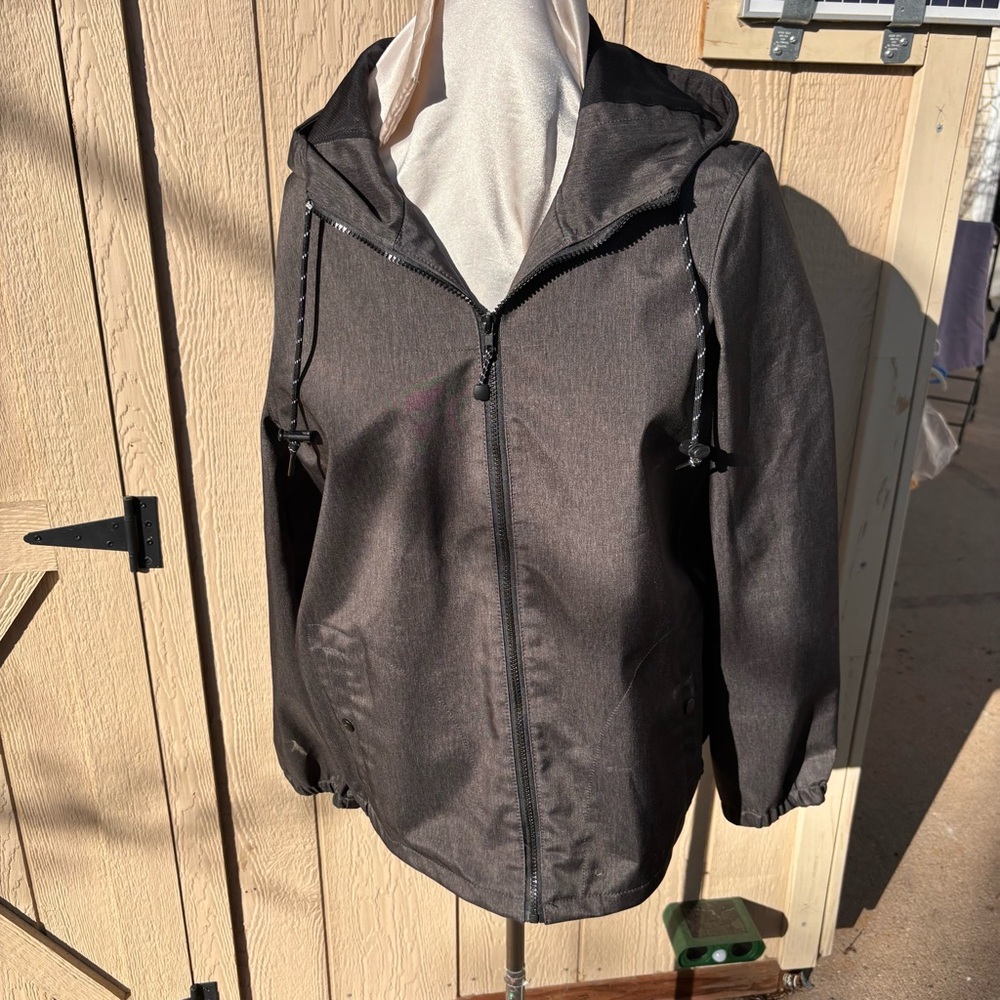 Men's Nomad Jacket Size Large